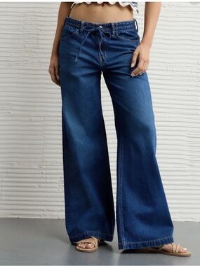 American Eagle Outfitters Women's Wide-Leg Jeans in Dark Blue Denim